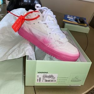 BRAND NEW OFFWHITE SNEAKERS SIZE 38